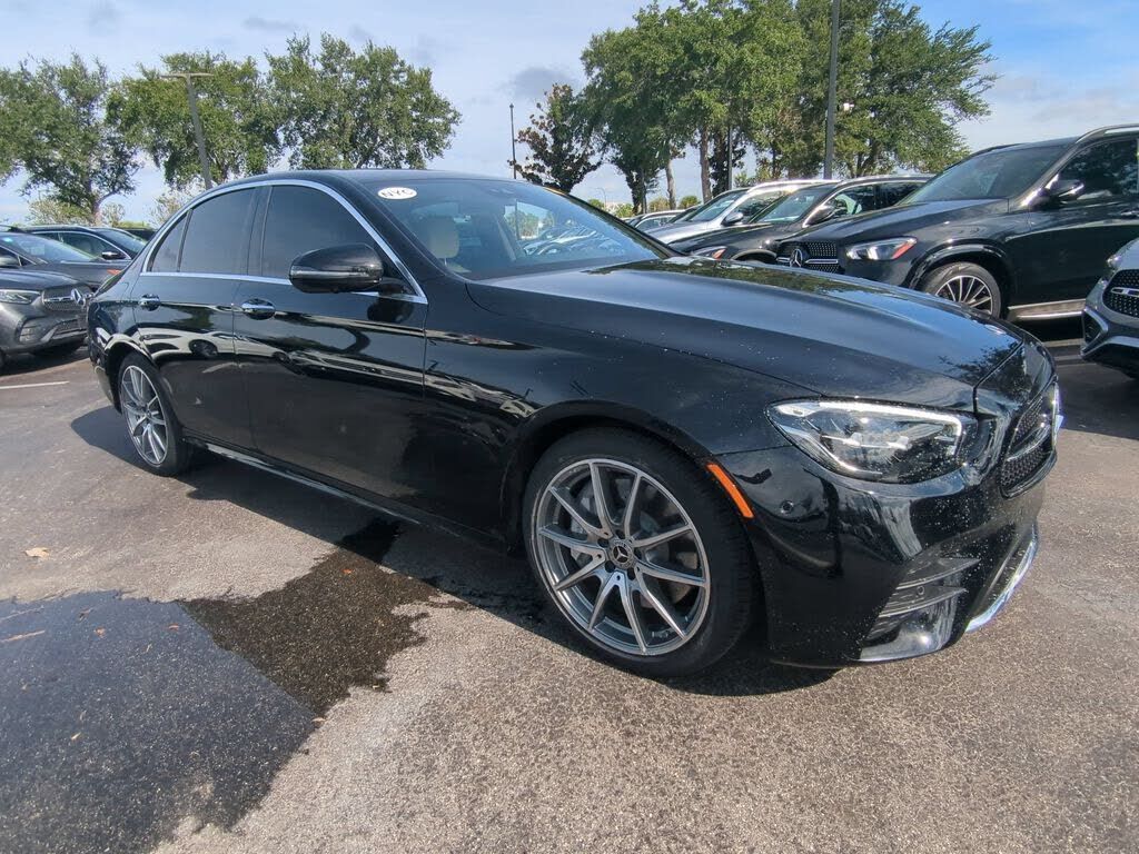 2022 MERCEDES-BENZ E-Class