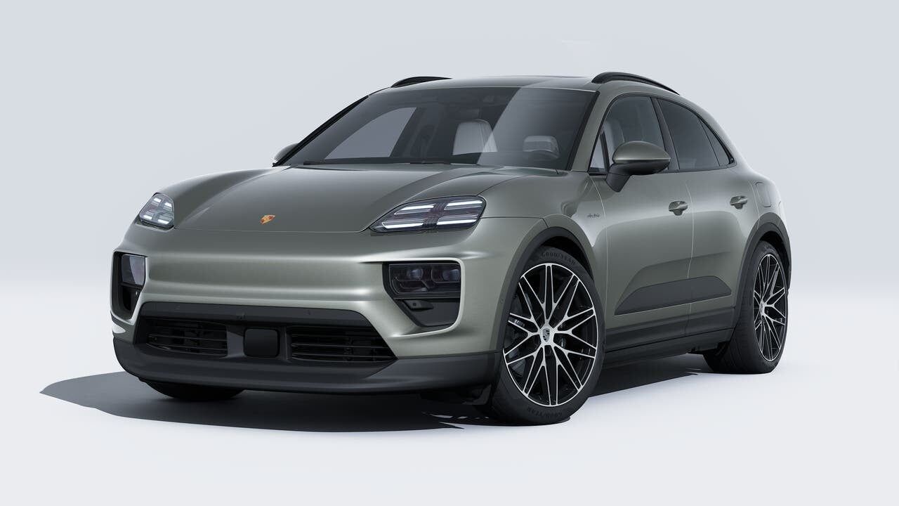 2024 PORSCHE Macan