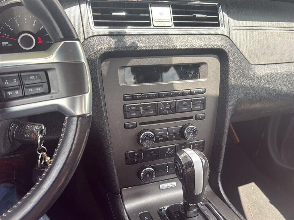 2014 FORD Mustang