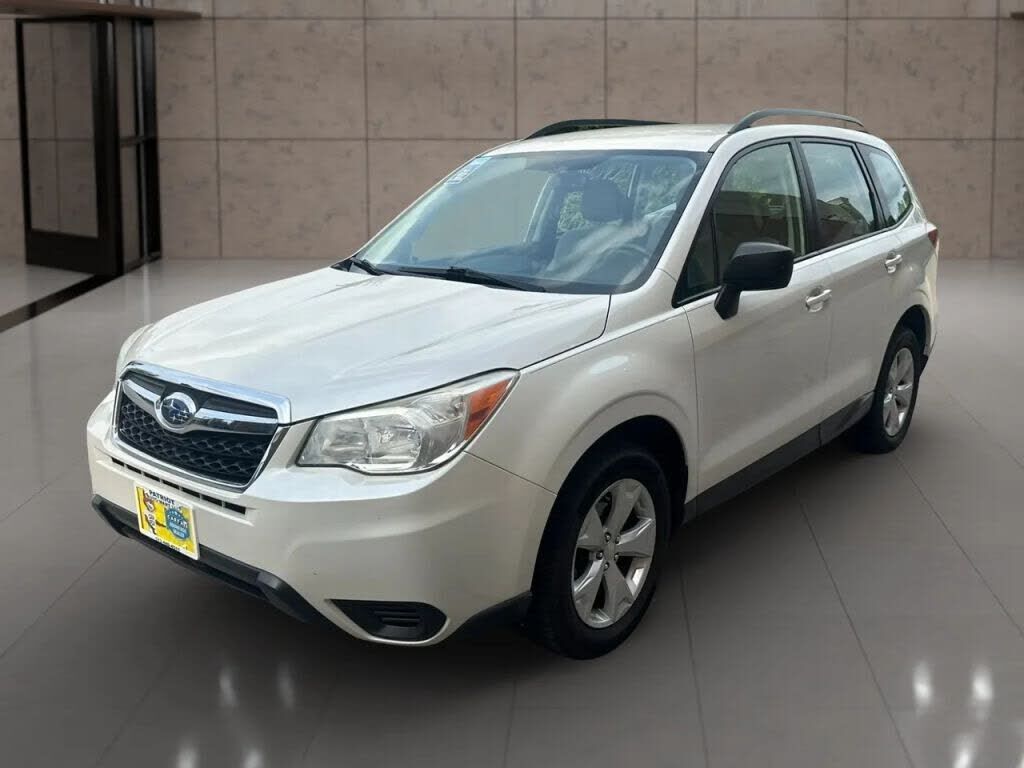 2015 SUBARU Forester