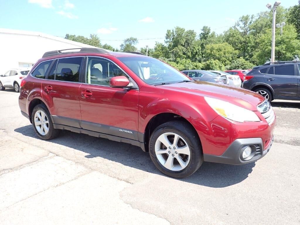 2014 SUBARU Outback