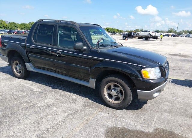 2004 FORD Explorer