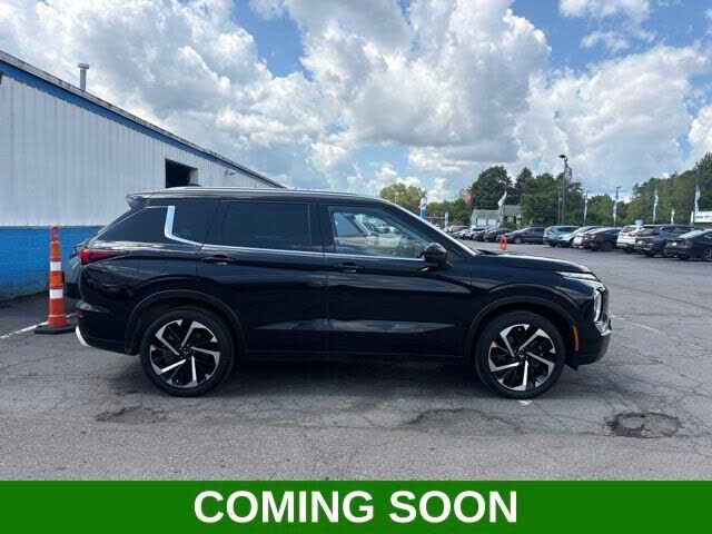 2024 MITSUBISHI Outlander