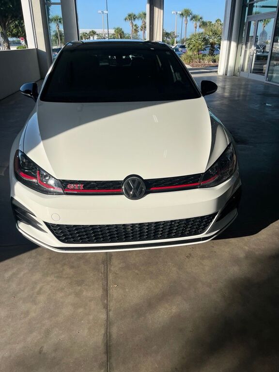 2021 VOLKSWAGEN Golf GTI