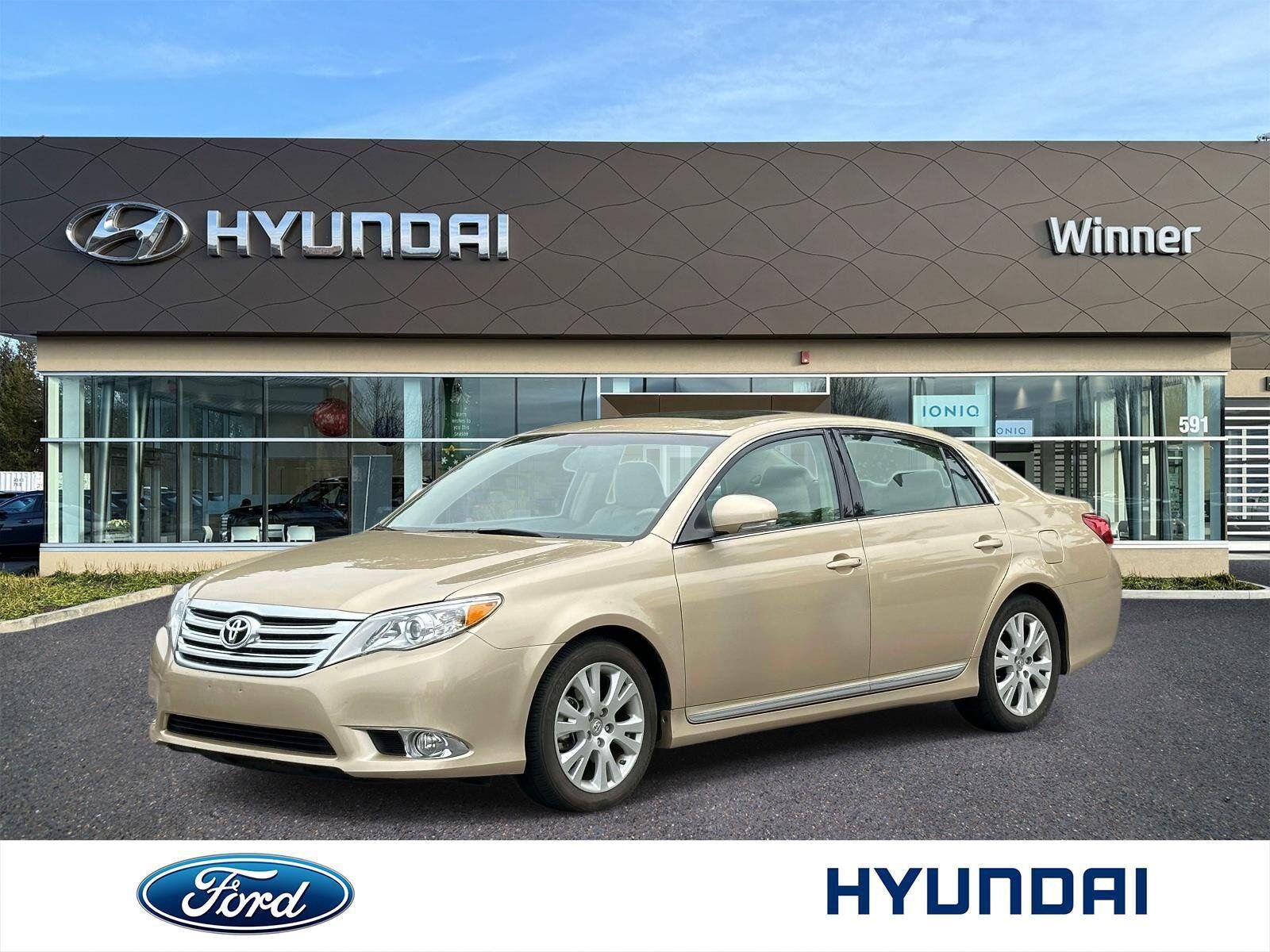 2011 TOYOTA Avalon