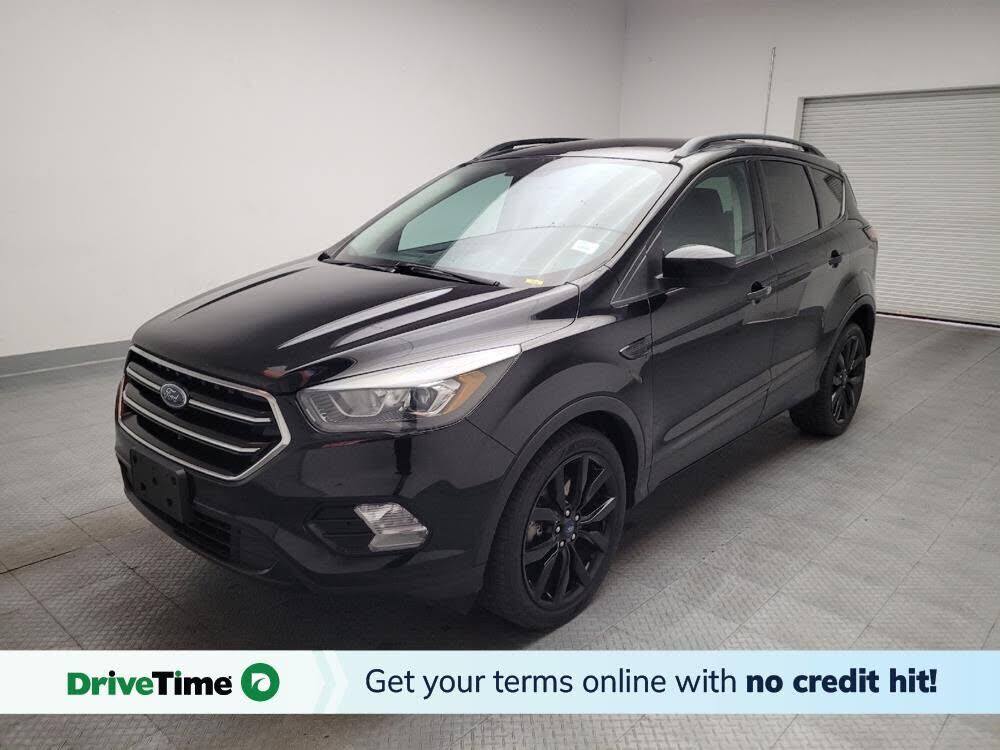 2017 FORD Escape