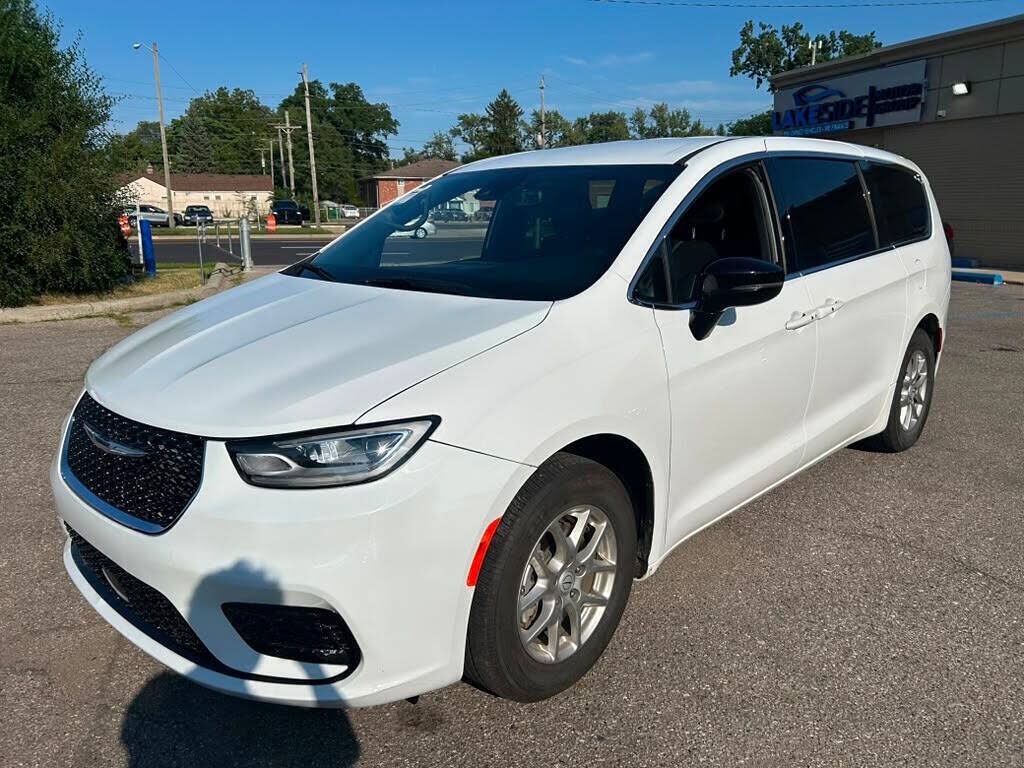 2026 CHRYSLER Pacifica