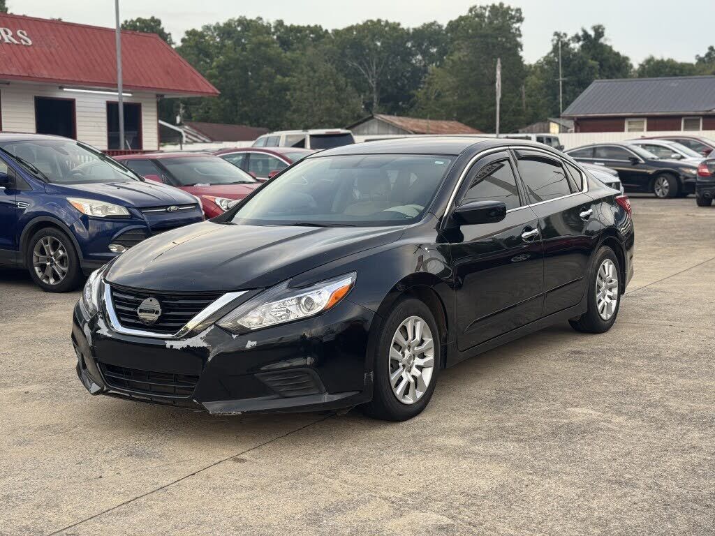 2017 NISSAN Altima