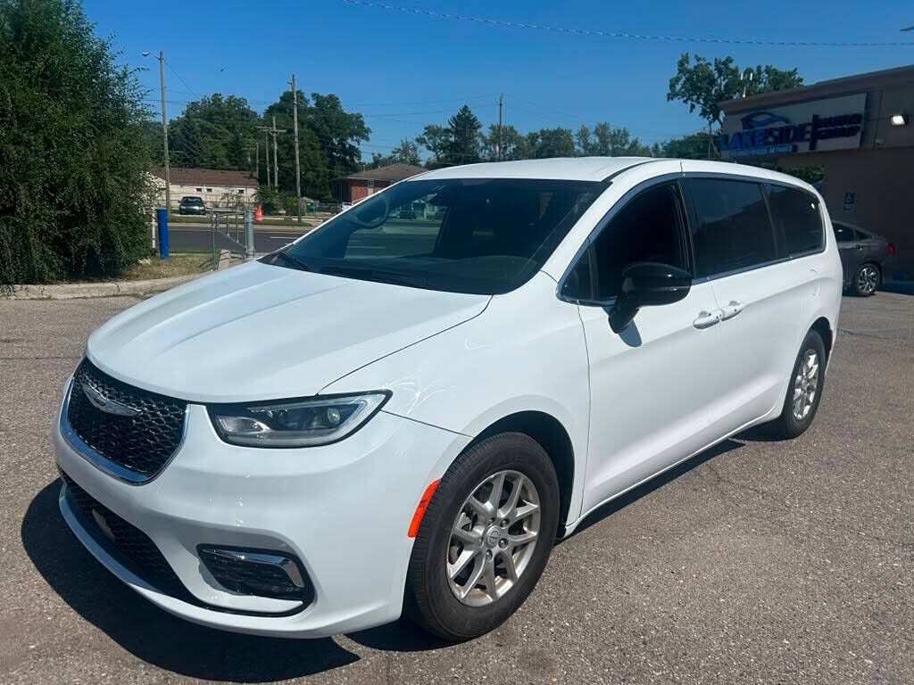 2026 CHRYSLER Pacifica