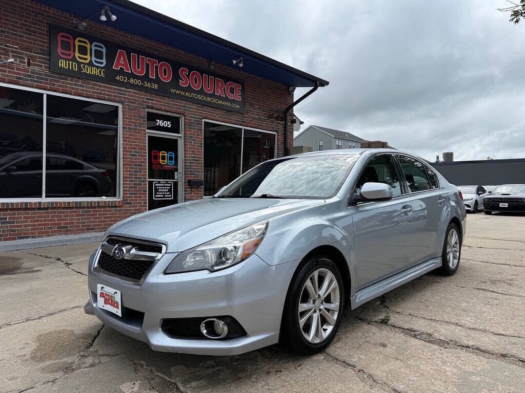 2013 SUBARU Legacy