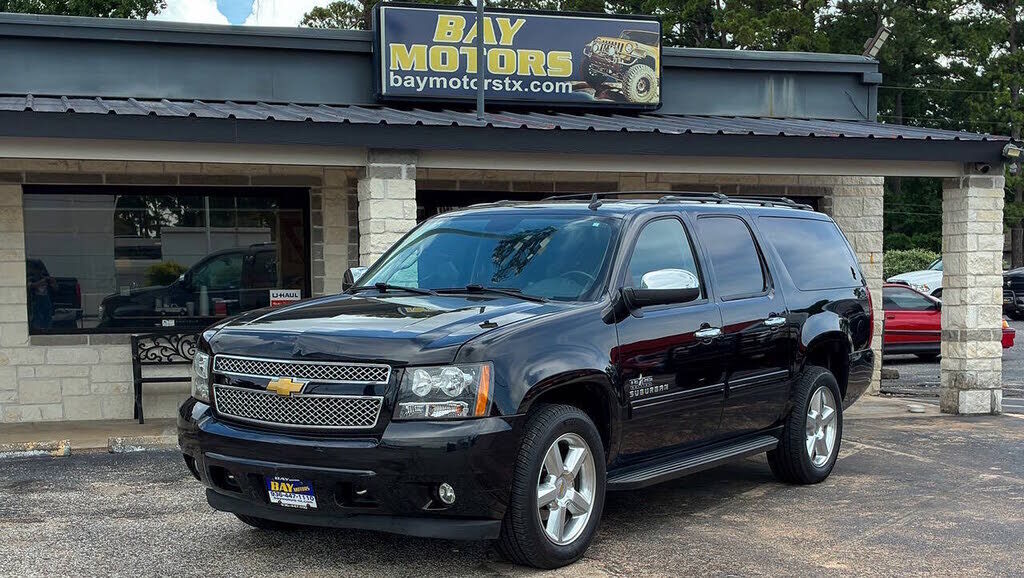 2013 CHEVROLET Suburban