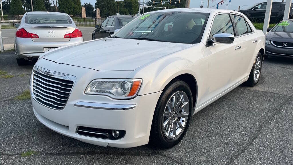 2012 CHRYSLER 300