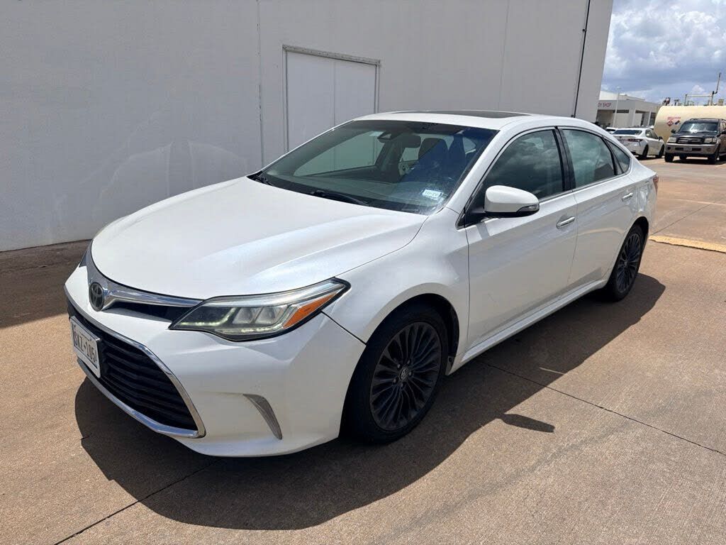 2017 TOYOTA Avalon