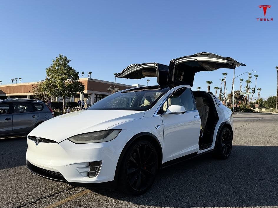 2016 TESLA Model X