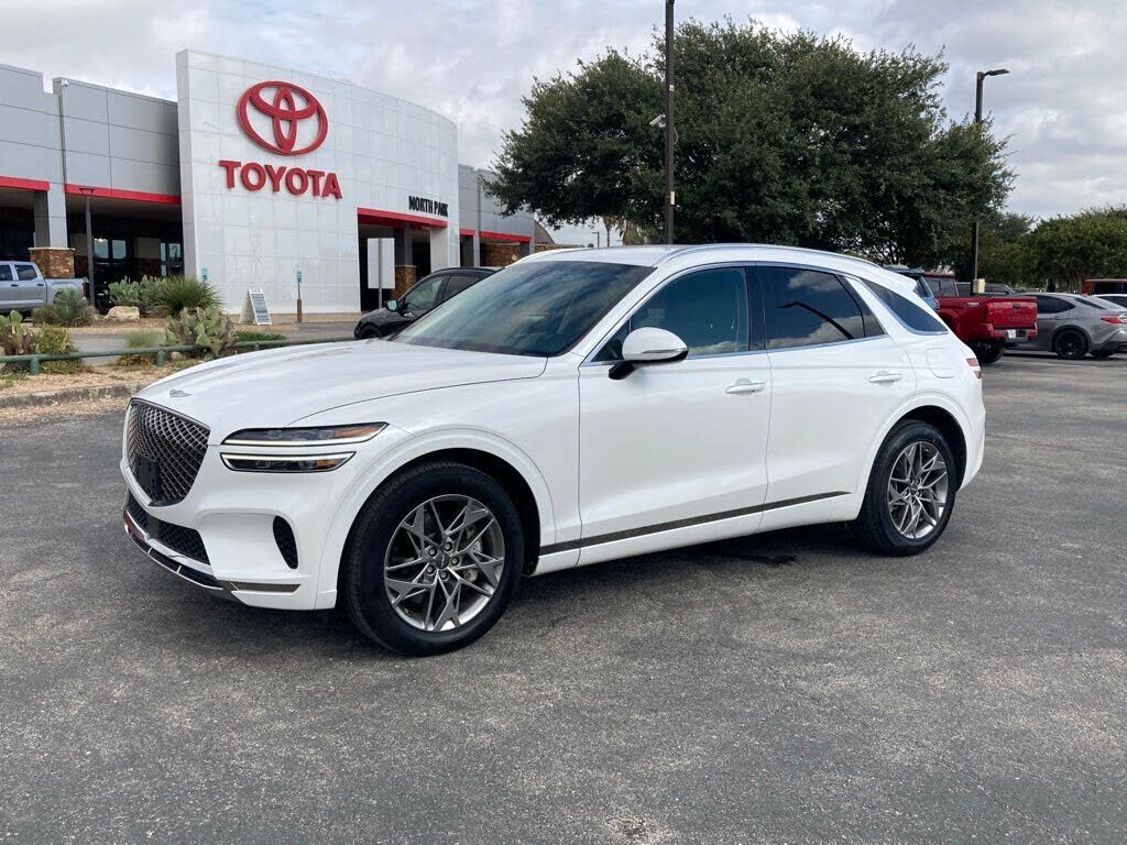 2025 GENESIS GV70