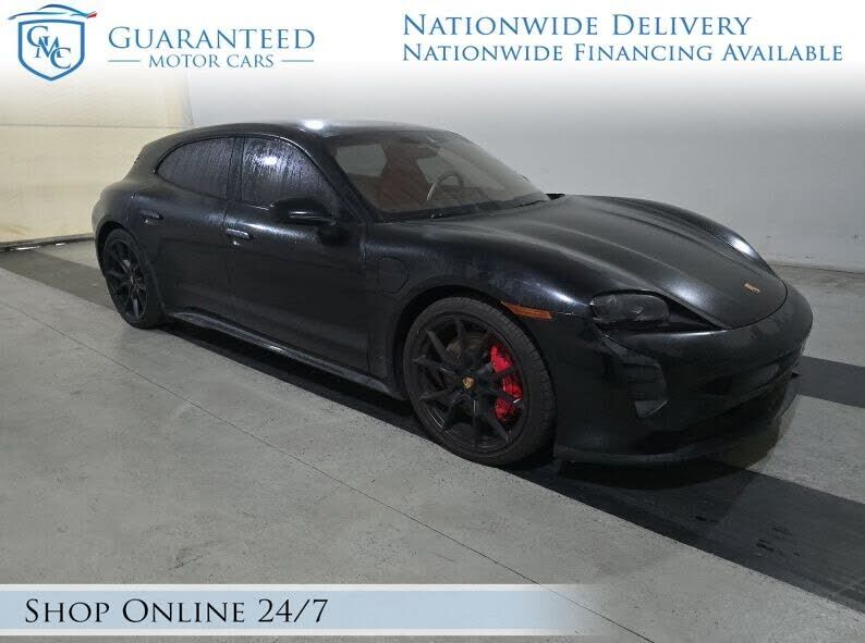 2024 PORSCHE Taycan