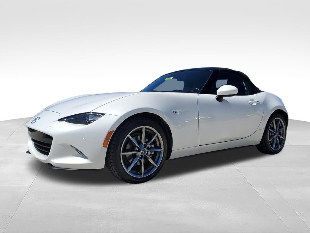 2022 MAZDA MX-5