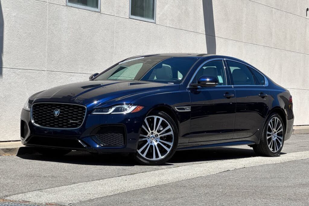 2024 JAGUAR XF