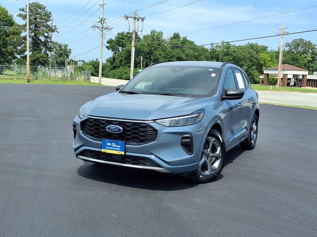 2023 FORD Escape