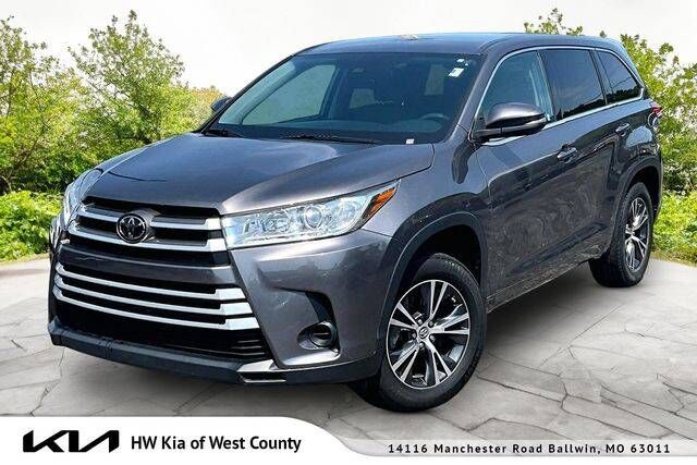2018 TOYOTA Highlander