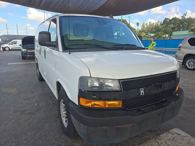 2019 CHEVROLET Express
