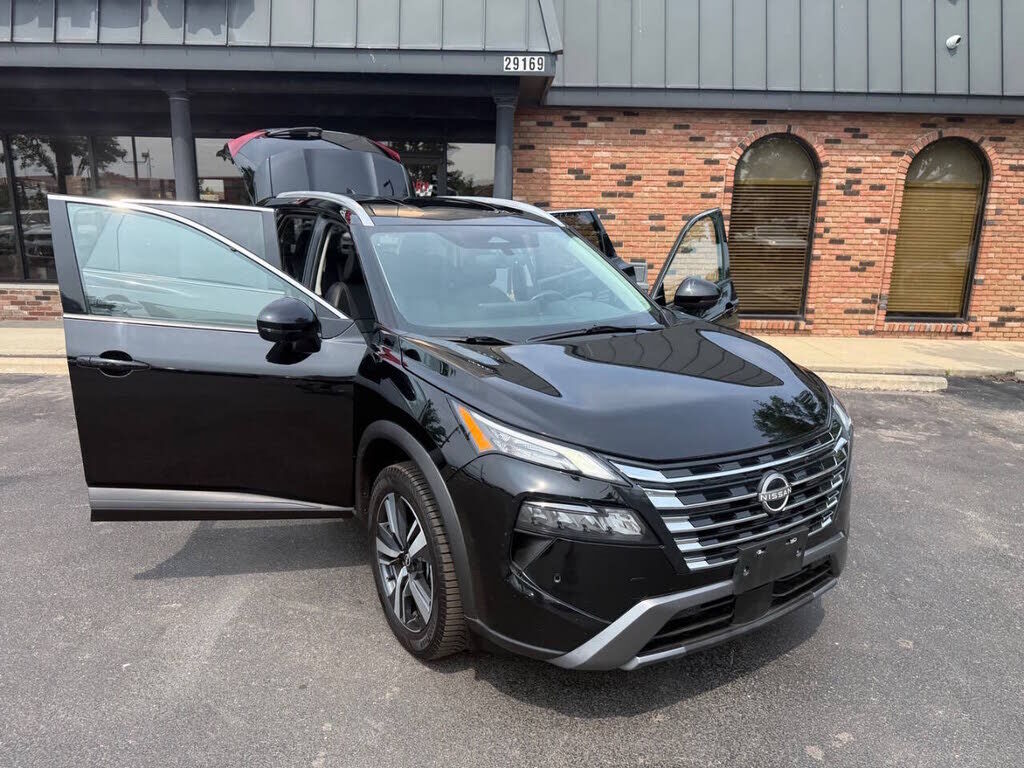 2024 NISSAN Rogue