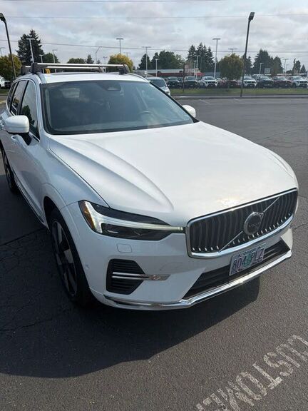 2023 VOLVO XC60