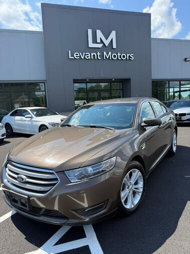 2015 FORD Taurus