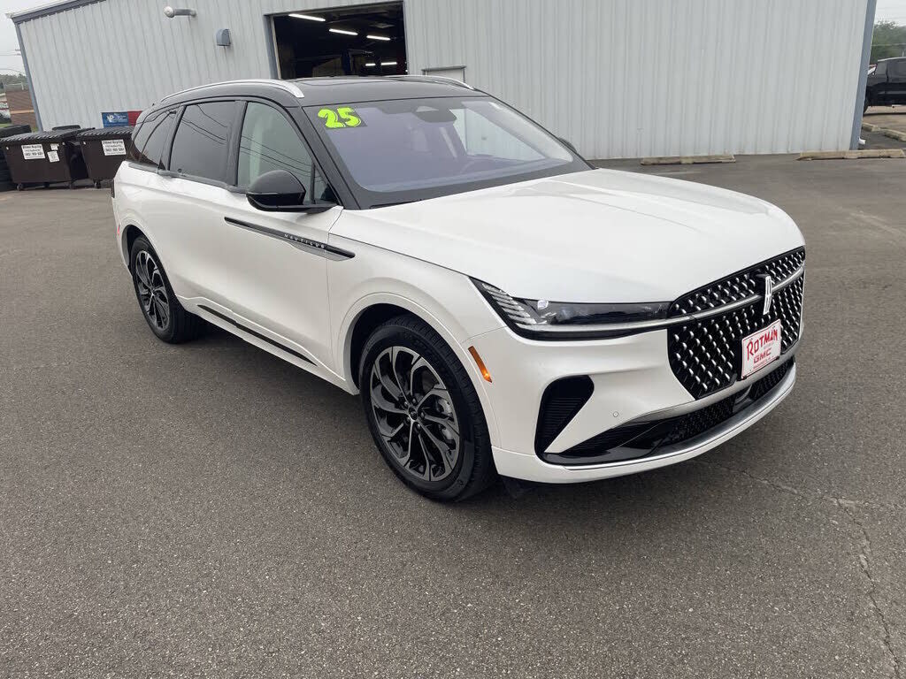 2025 LINCOLN Nautilus