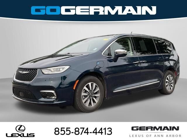 2022 CHRYSLER Pacifica