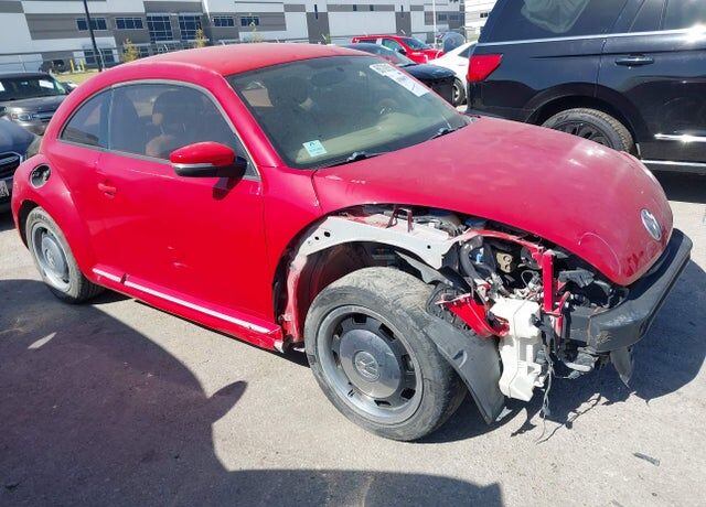 2013 VOLKSWAGEN Beetle