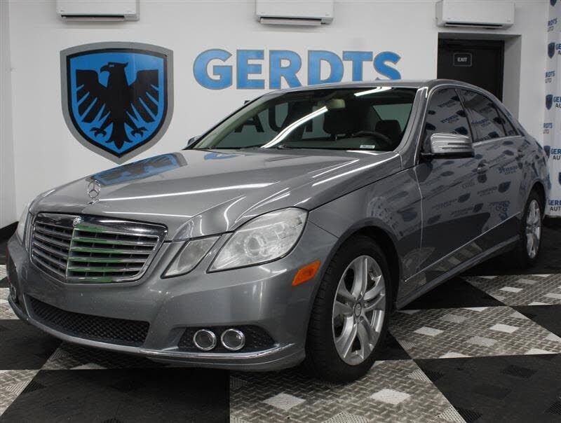 2011 MERCEDES-BENZ E-Class