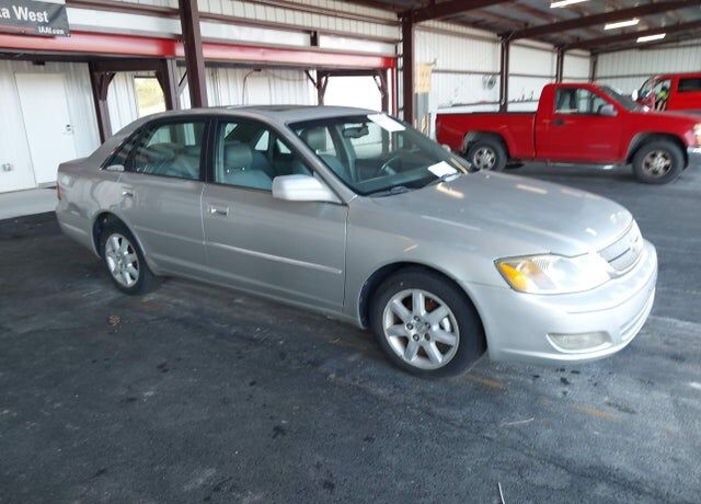 2000 TOYOTA Avalon