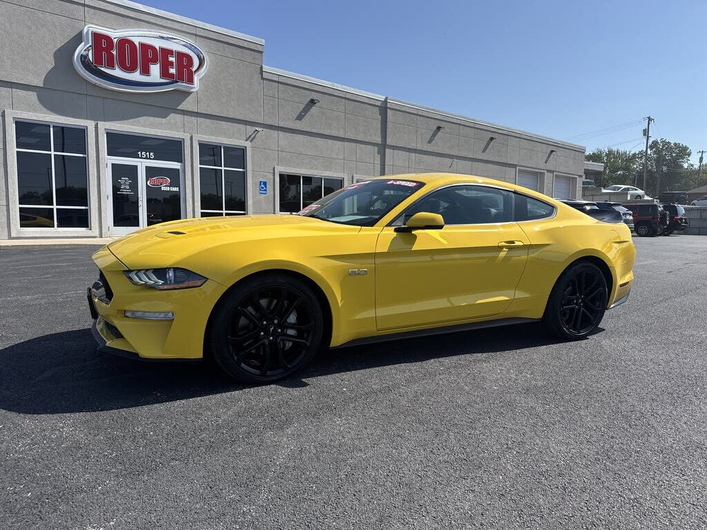 2018 FORD Mustang