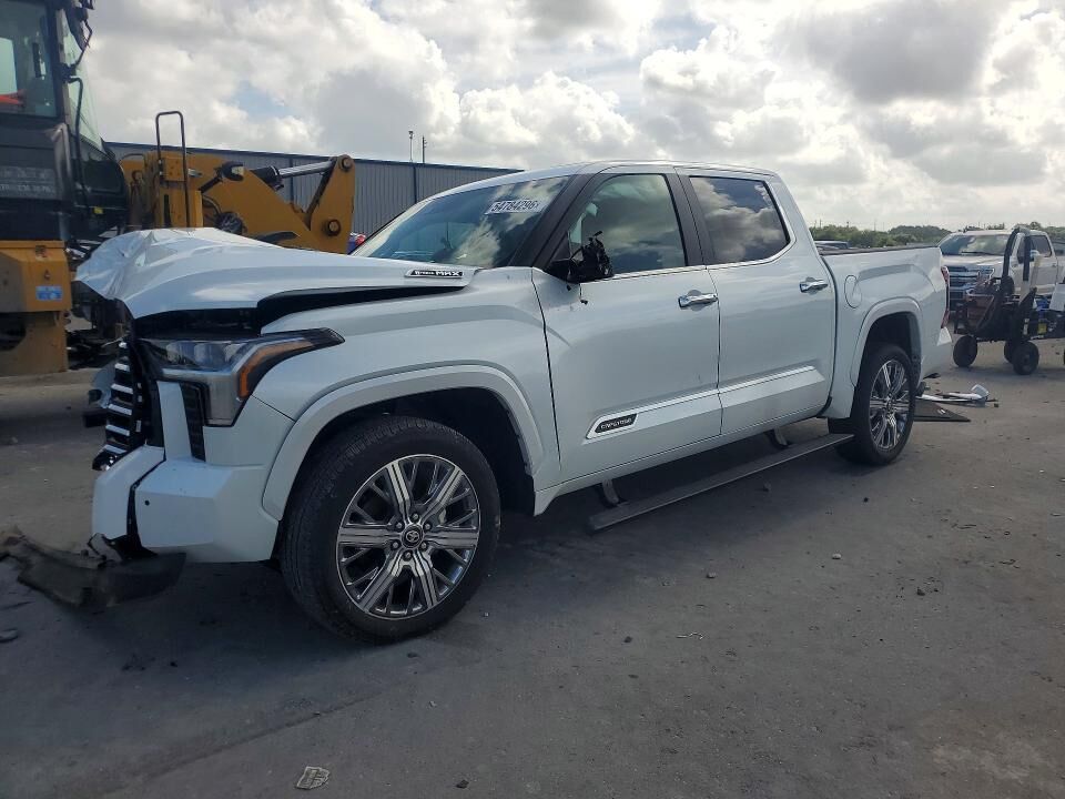 2026 TOYOTA Tundra