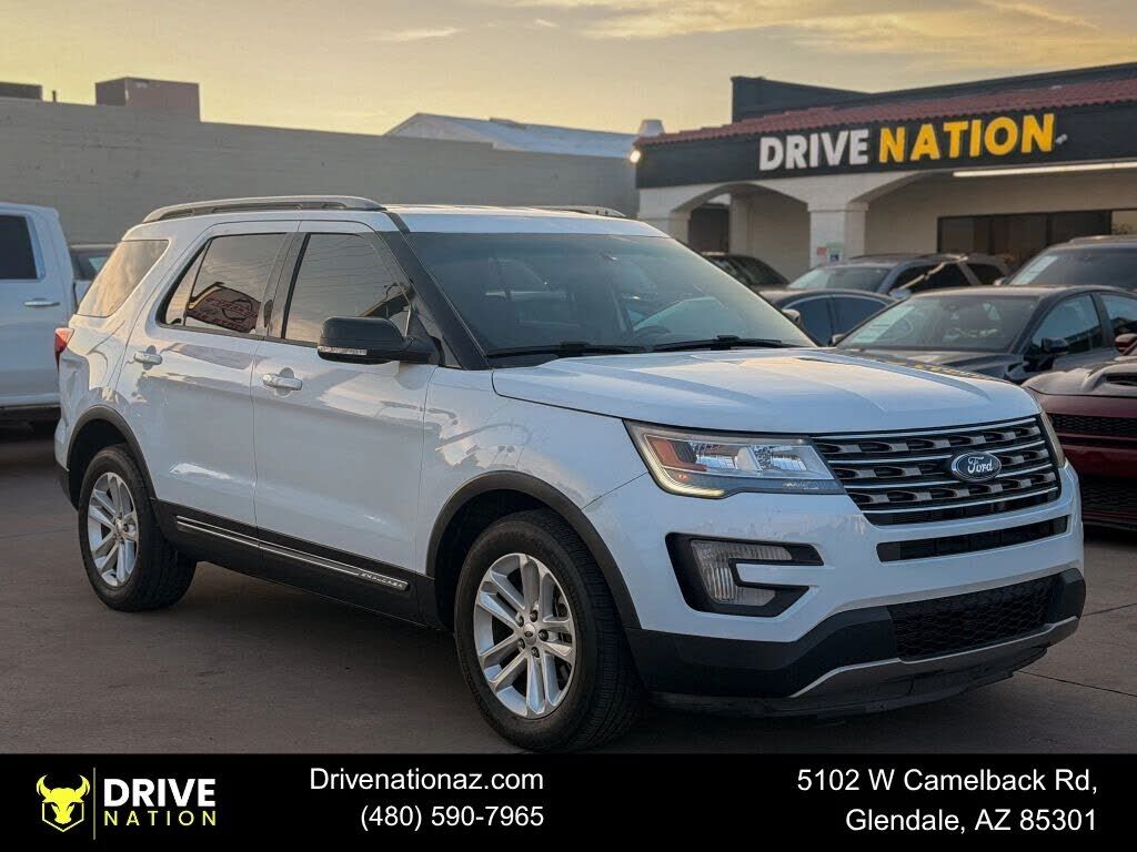 2017 FORD Explorer