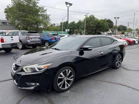 2017 NISSAN Maxima