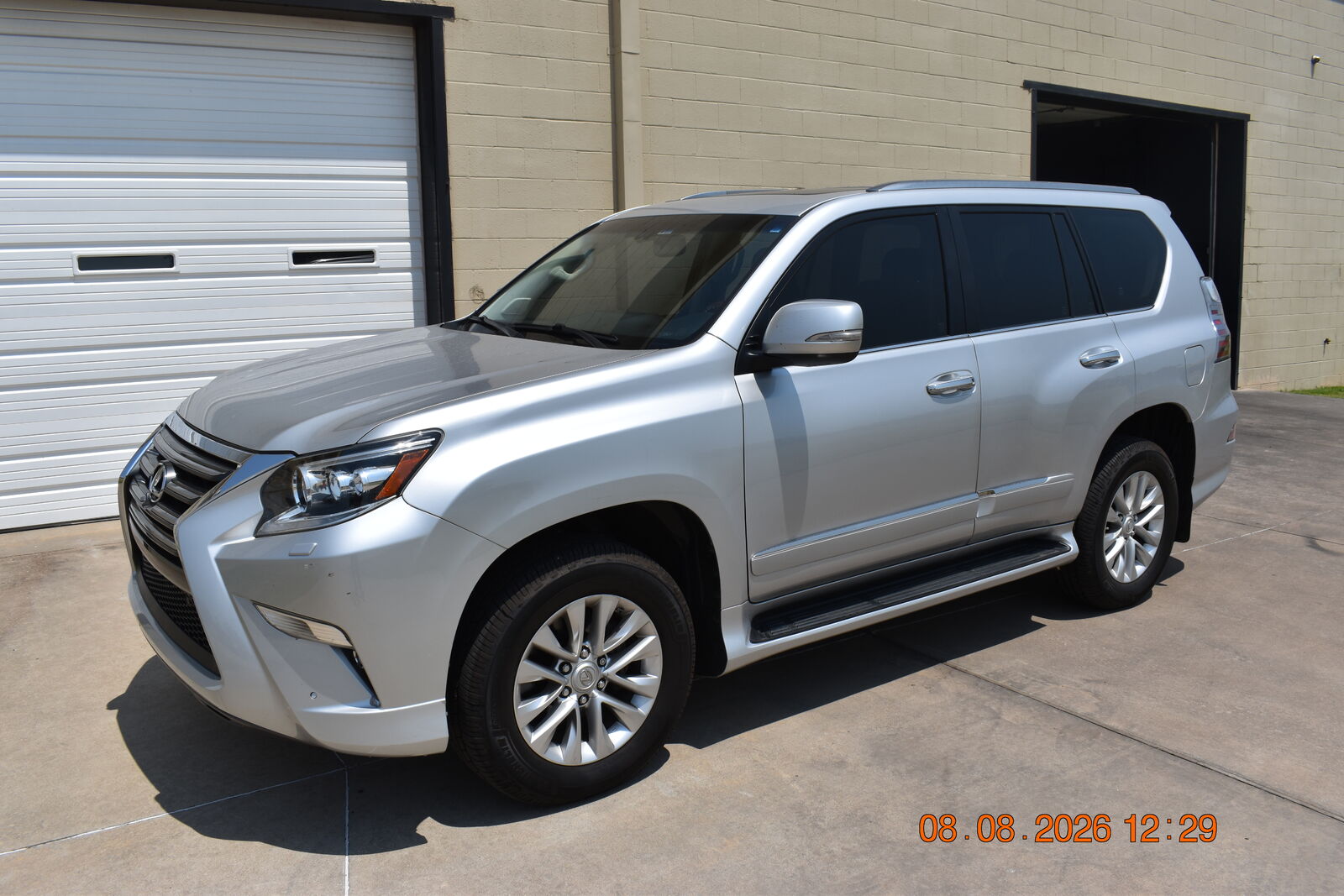 2016 LEXUS GX