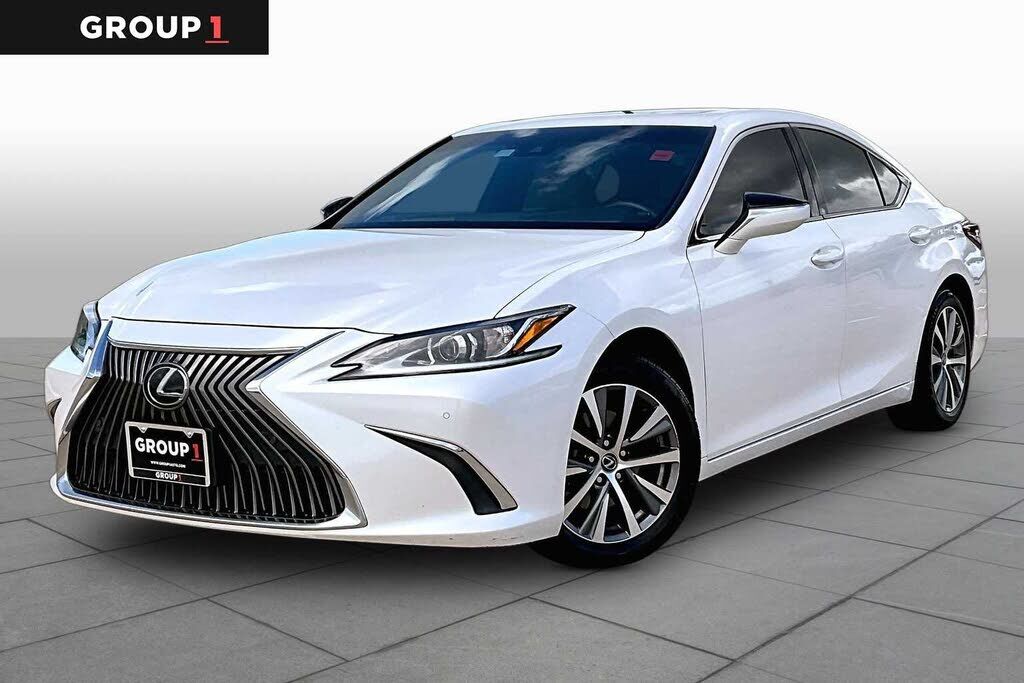 2020 LEXUS ES