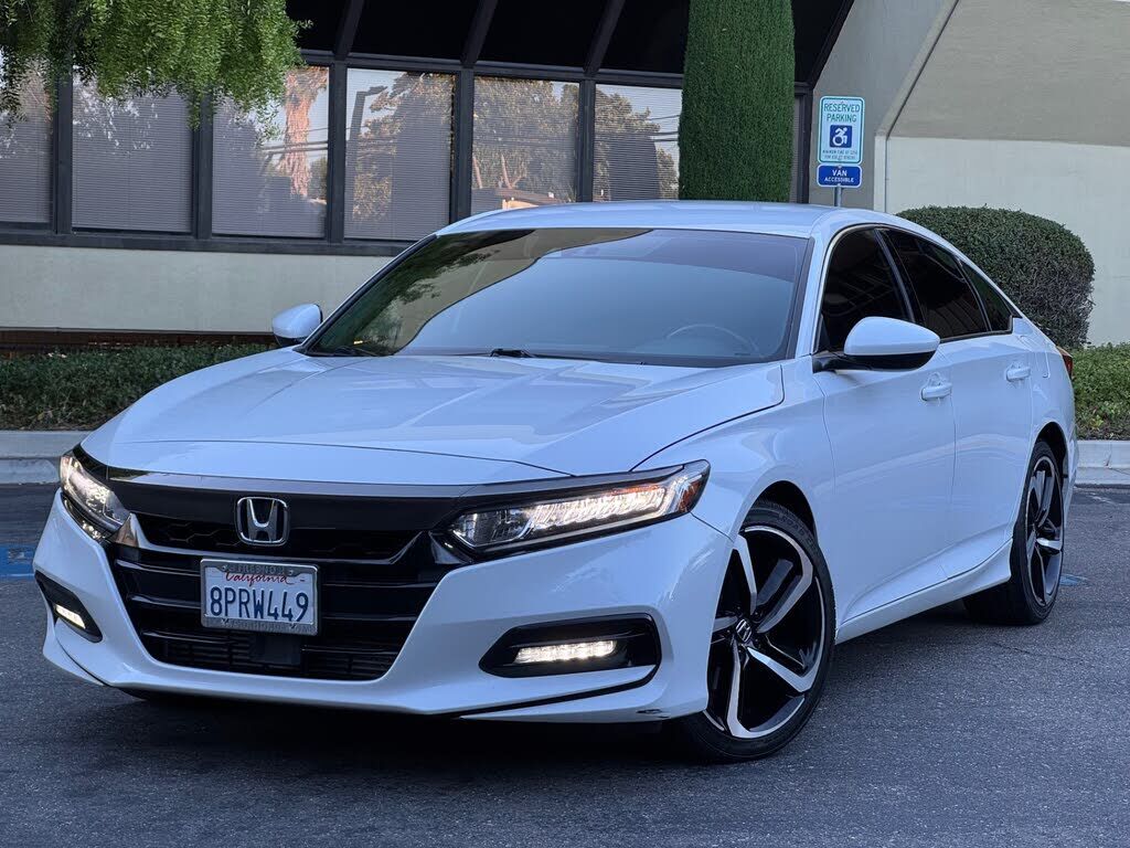 2020 HONDA Accord
