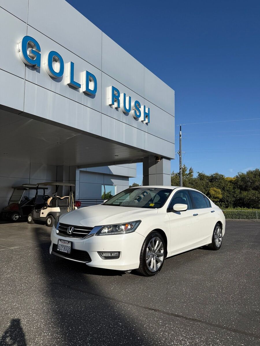 2013 HONDA Accord
