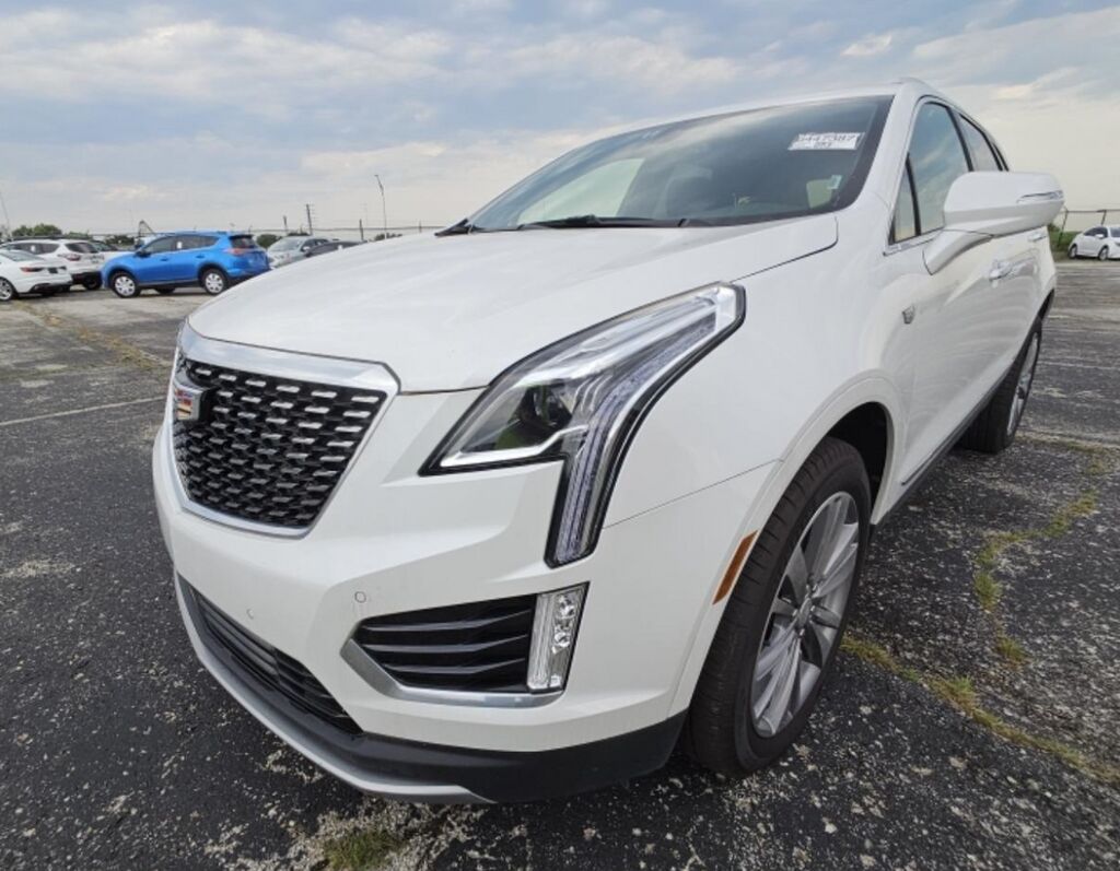 2025 CADILLAC XT5