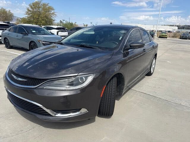 2017 CHRYSLER 200