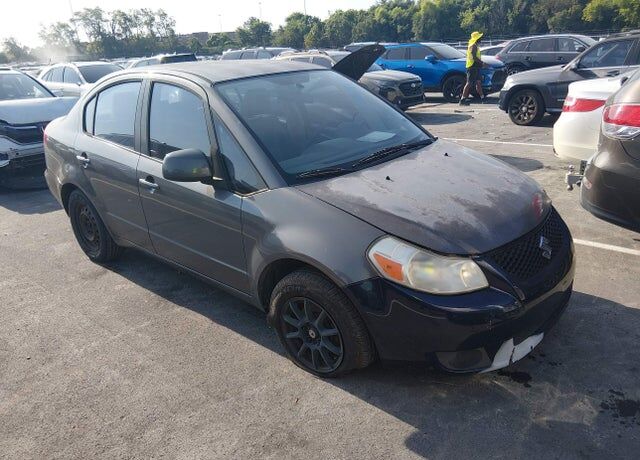 2012 SUZUKI SX4
