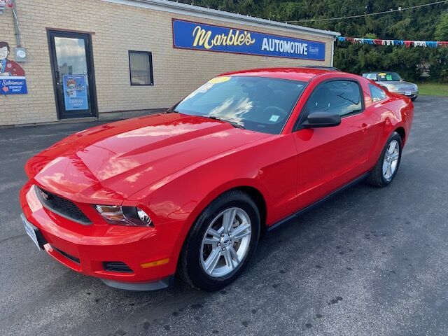 2011 FORD Mustang