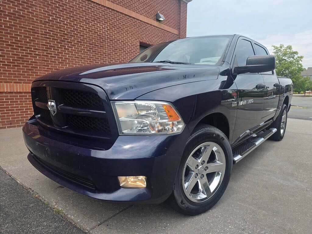 2012 DODGE Ram
