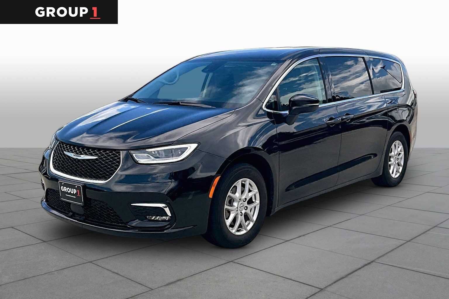 2023 CHRYSLER Pacifica