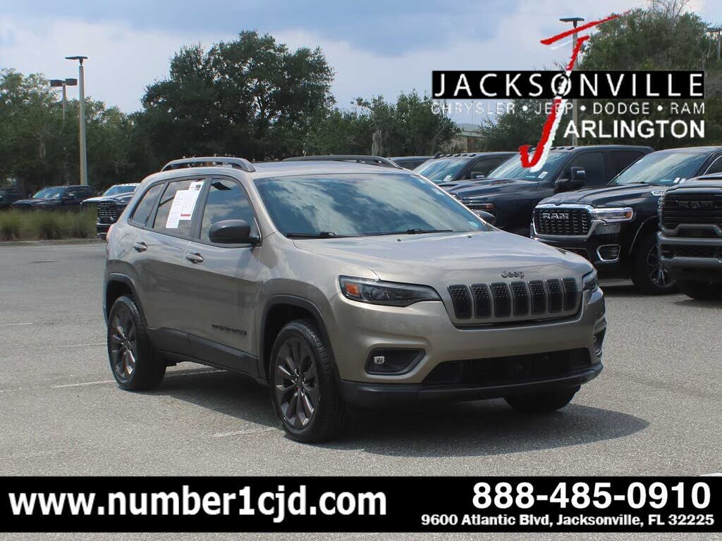 2021 JEEP Cherokee