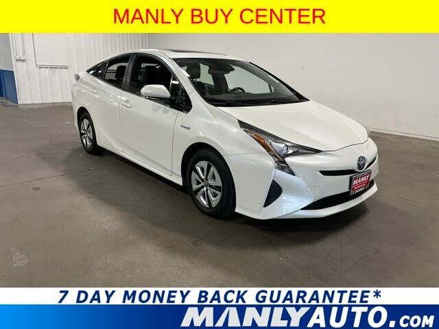 2016 TOYOTA PRIUS