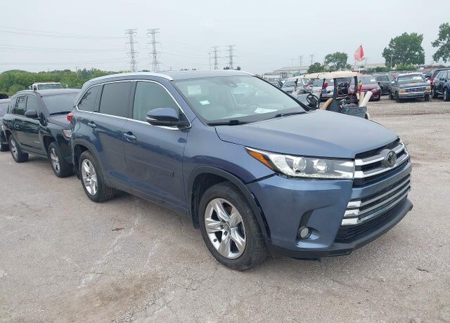 2018 TOYOTA Highlander